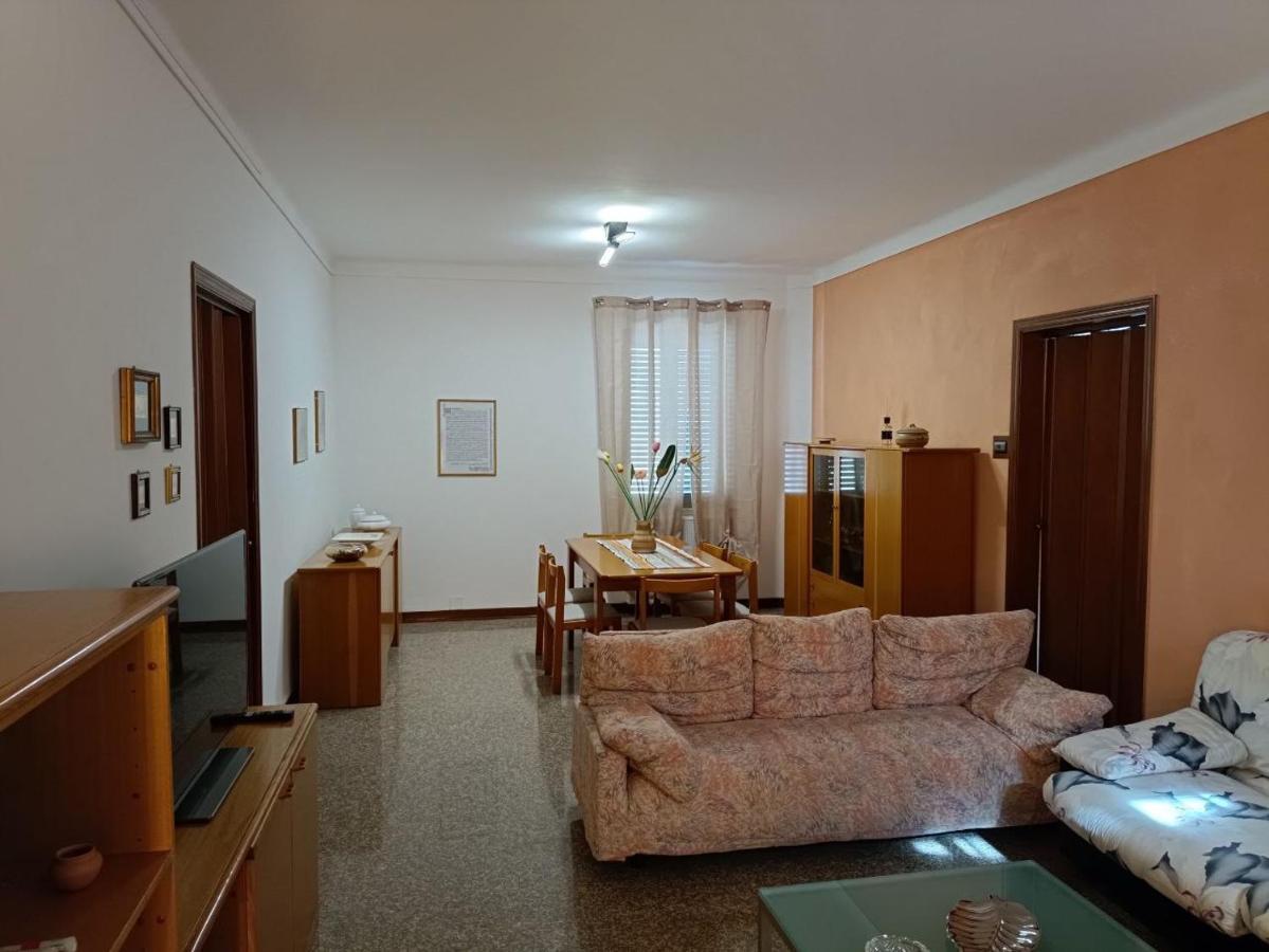 Casa Vacanze Magnolia Villa Porto SantʼElpidio Esterno foto